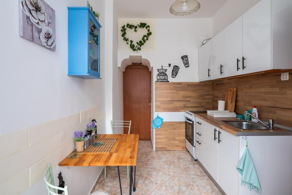 Spacious 3Bd Central Apartment Sofia Ngoại thất bức ảnh